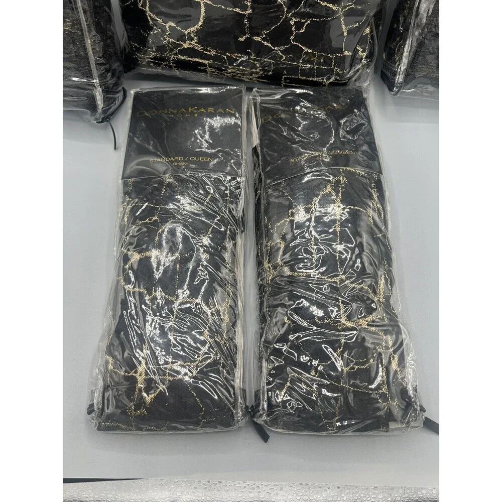 Donna Karan Black Onyx Full/Queen Duvet Cover + 2 Standard Shams + 2 Euro Shams